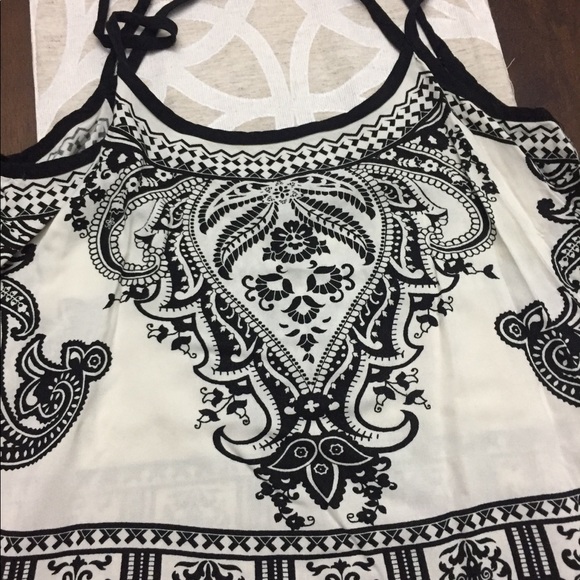 Tank - Picture 2 of 3